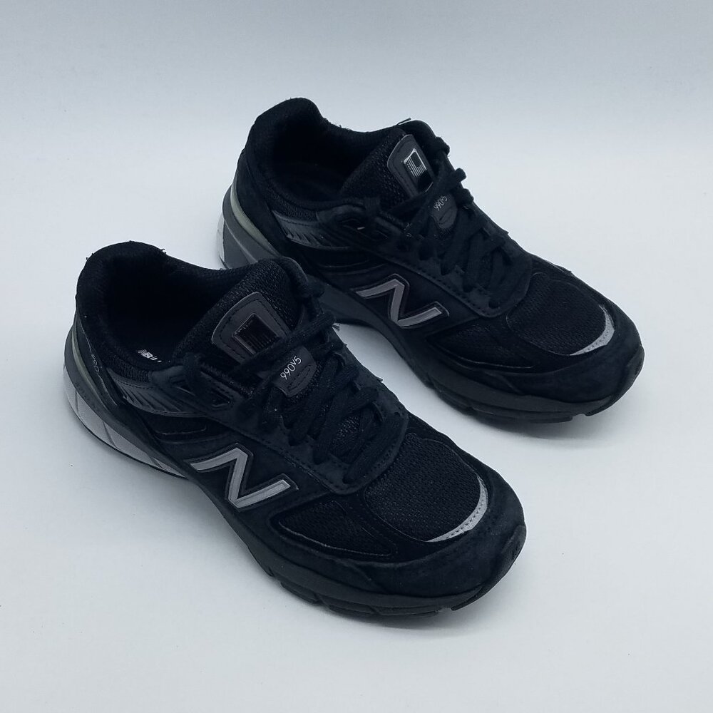 New Balance 990v5 Made In USA Women's Size 7 B (Medium) Running Shoes Black Gray